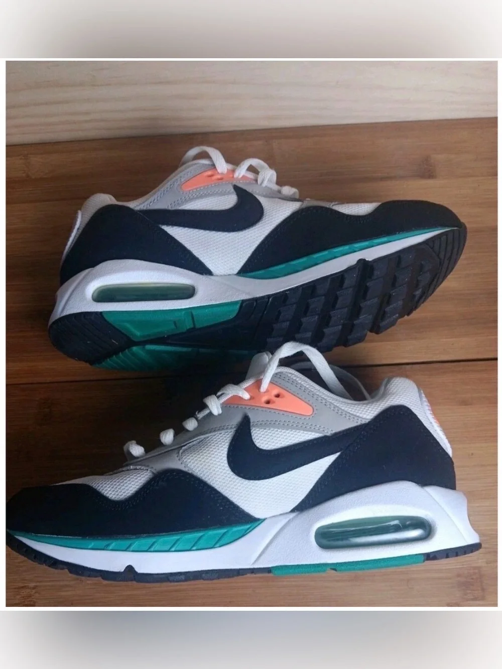 Nike Air Max Correlate women's sneaker Black, White, Teal & Pink size 10 -EUC